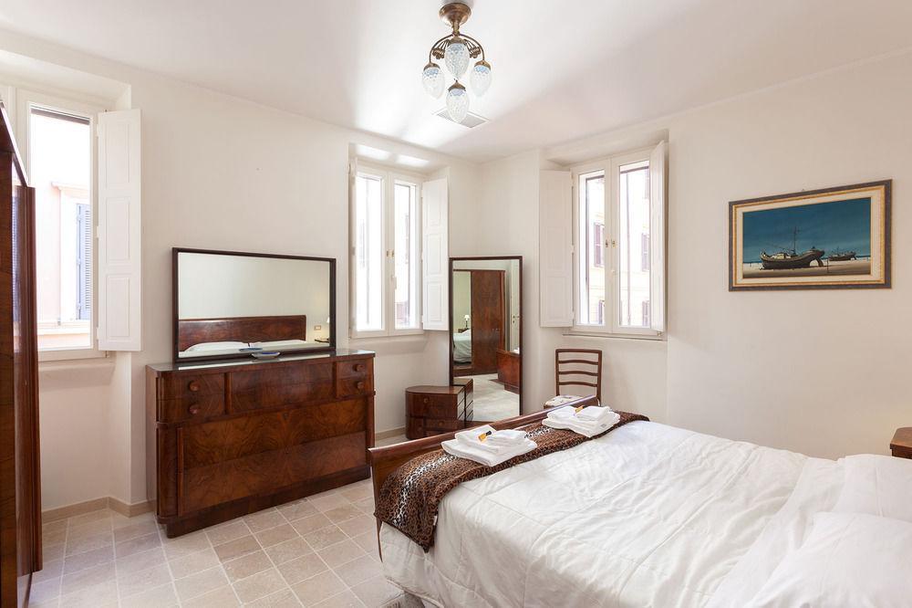 Domus Ara Pacis Apartamento *