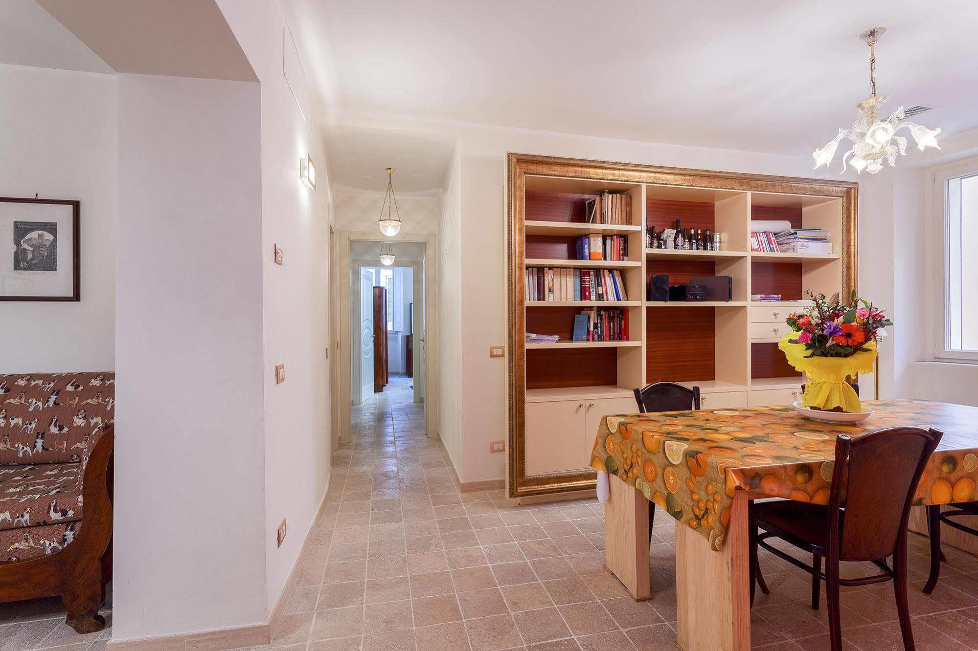 Domus Ara Pacis Apartamento